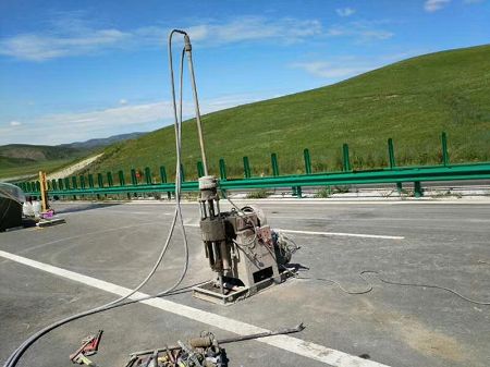 云霄公路地基基础注浆加固